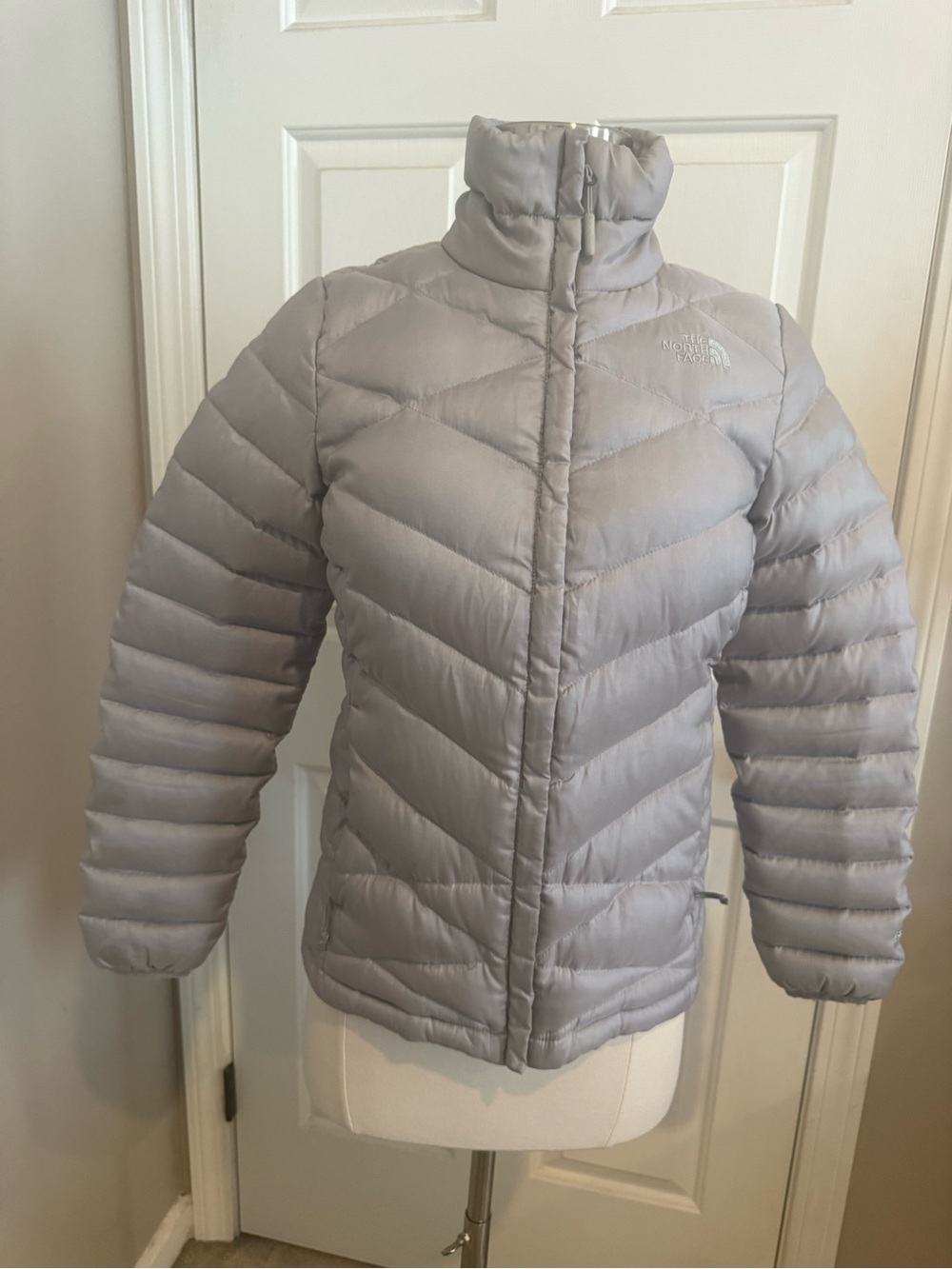 The North Face Women’s Light Silver Quilted Puffer Jacket